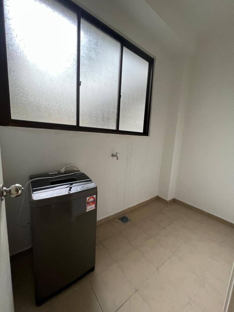 Upper East Condominium - photo 6