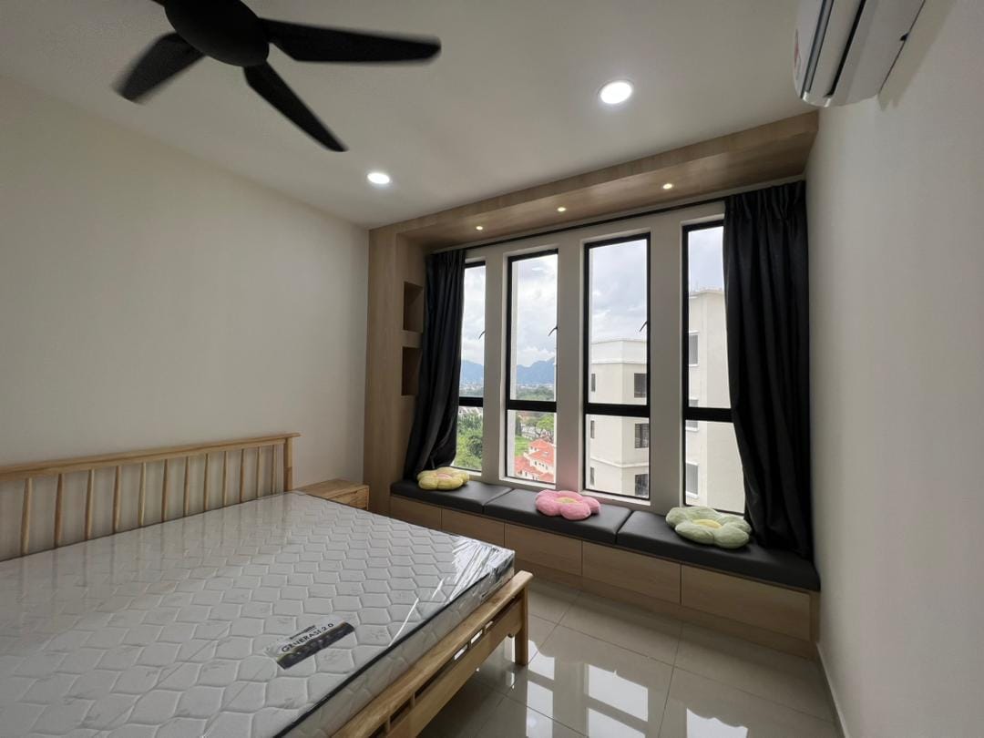 Upper East Condominium - photo 8
