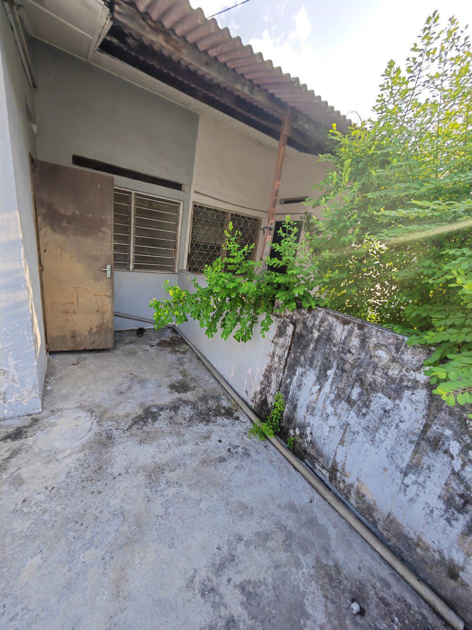Taman Badri Shah 1sty - photo 7