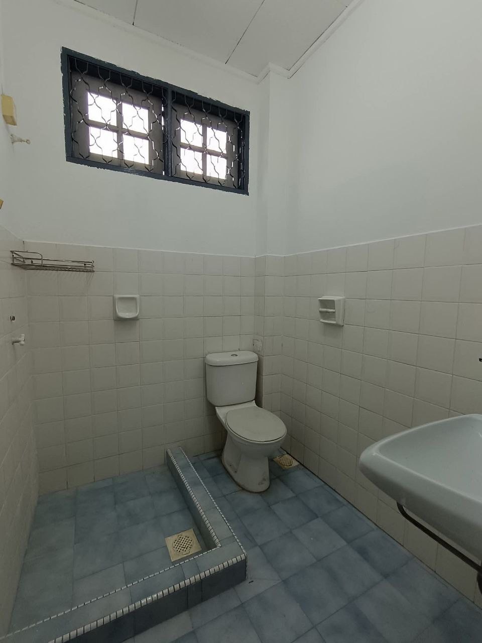 Ipoh Garden East Western Style 2sty 368k - photo 13