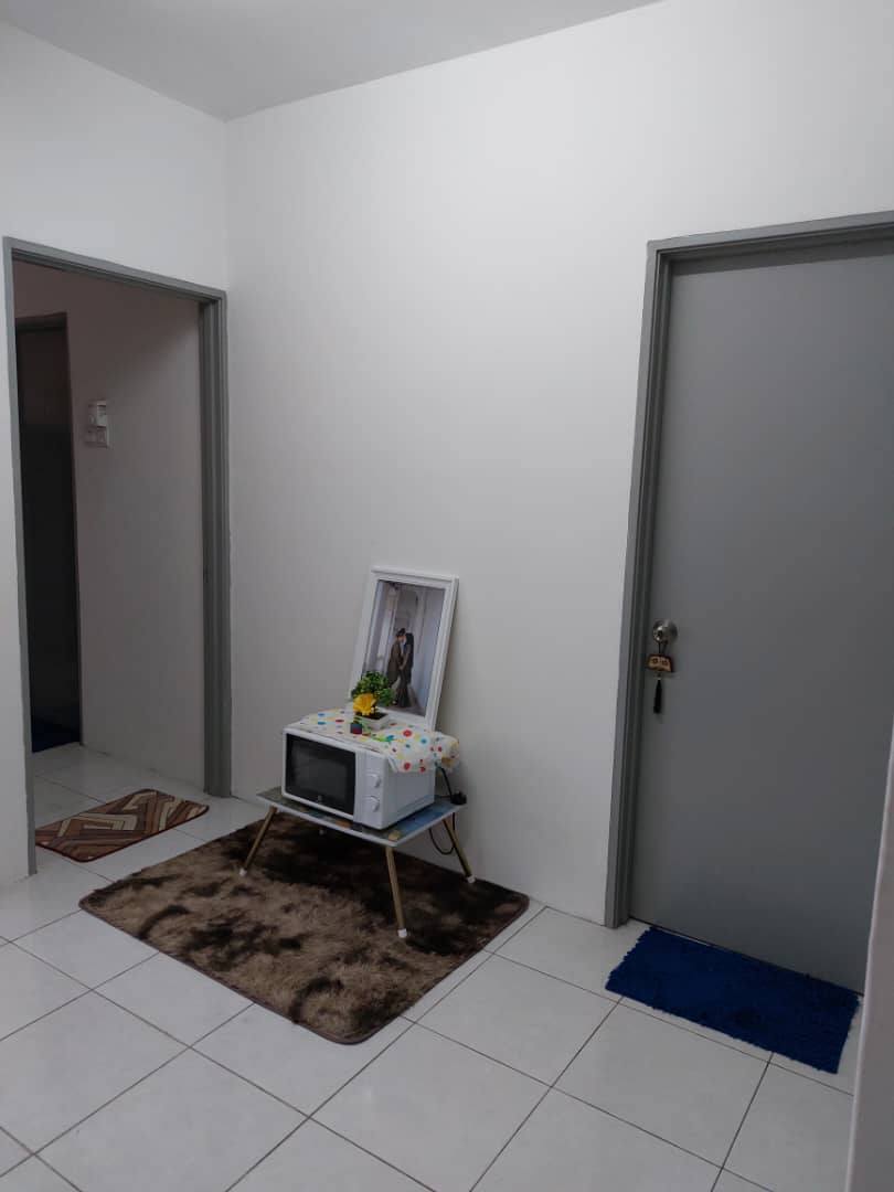 Meru D Aman Condo 3f 190k - photo 2