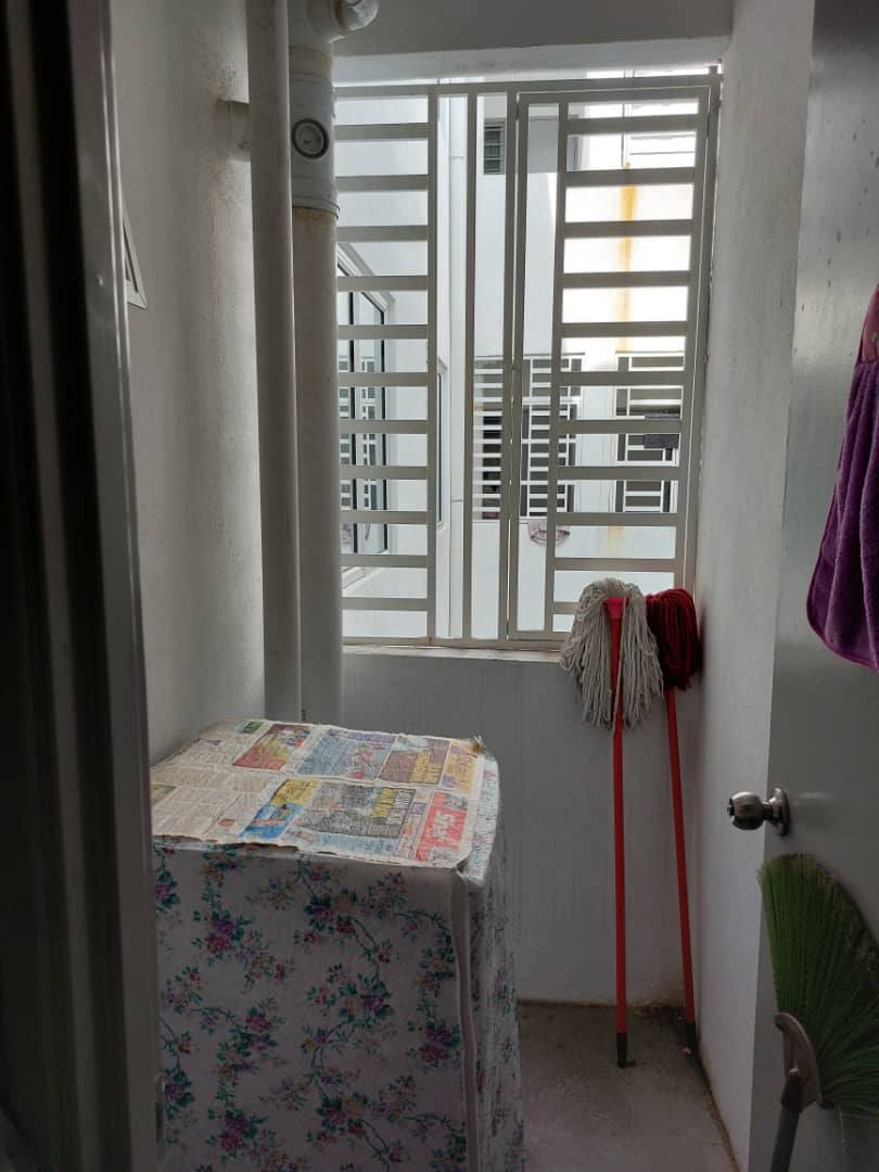 Meru D Aman Condo 3f 190k - photo 3