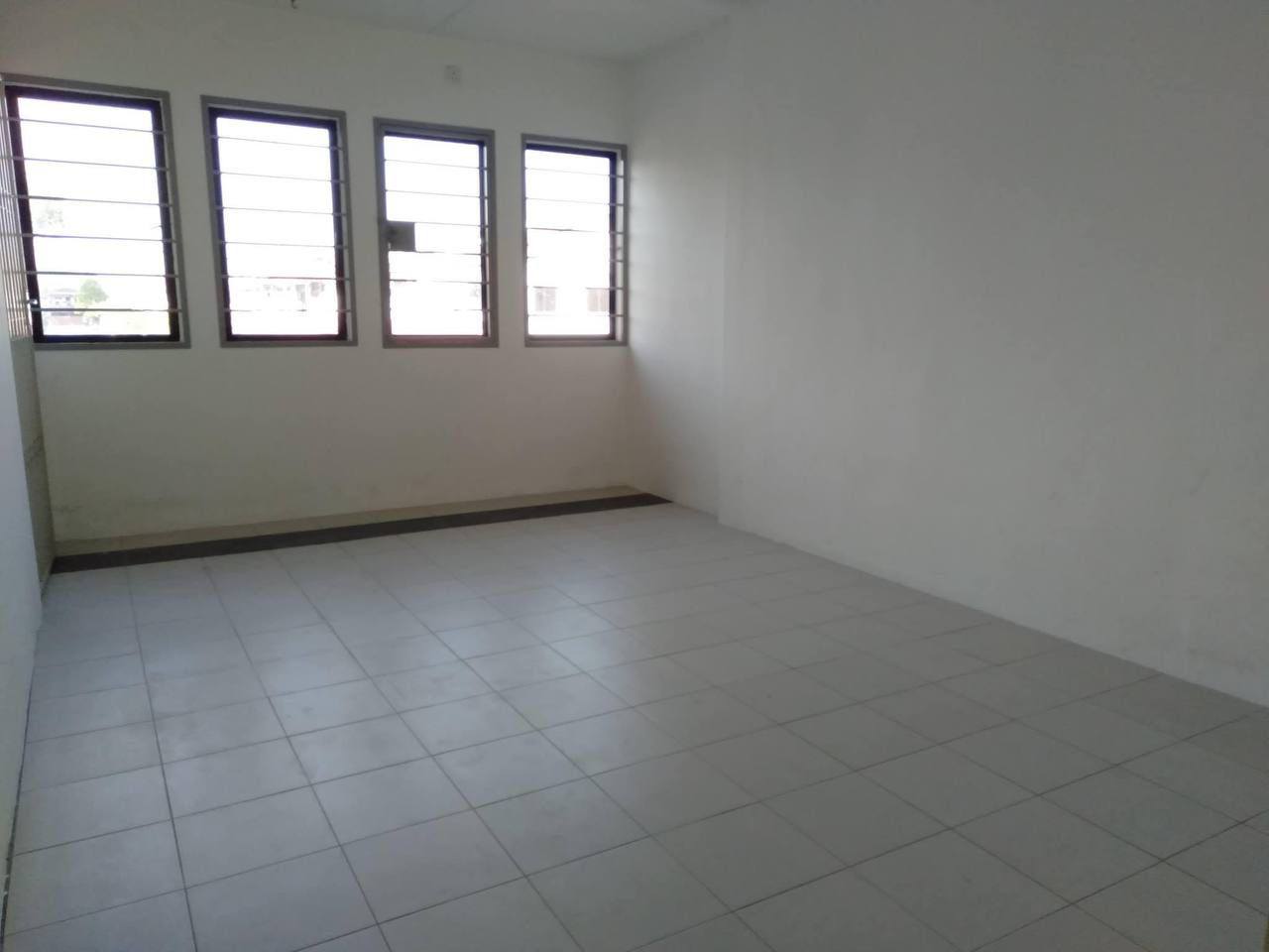 Ipoh Garden East 2sty 1k - photo 2