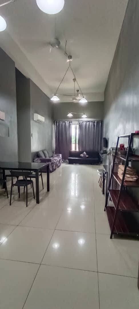 The Majestic Condo 2room 3carpark 1500 - photo 2