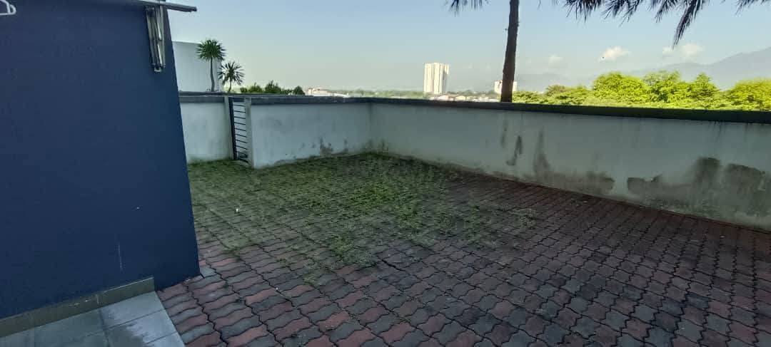 The Majestic Condo 2room 3carpark 1500 - photo 4