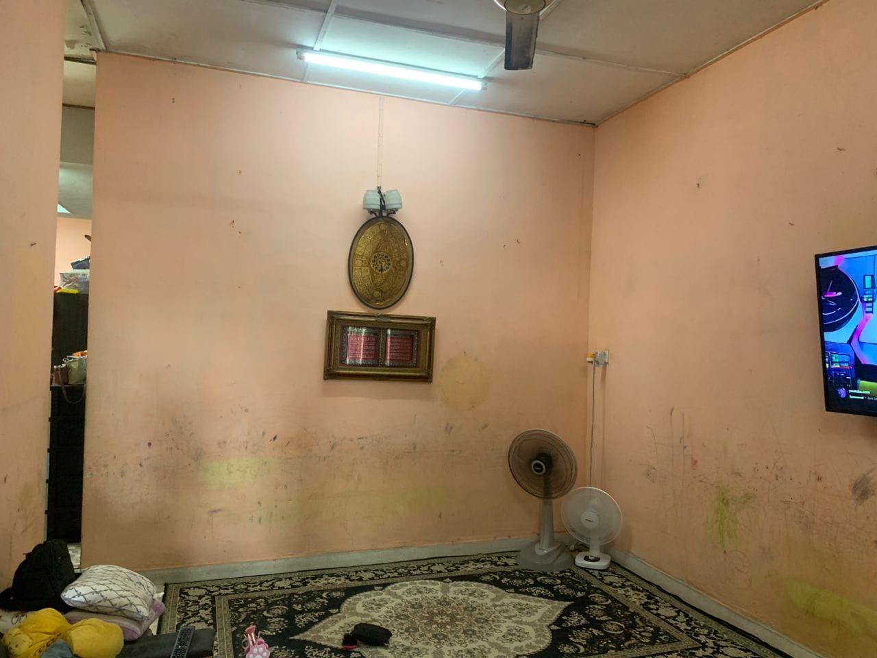 Jln Kuala Kangsar 1sty 278k - photo 2