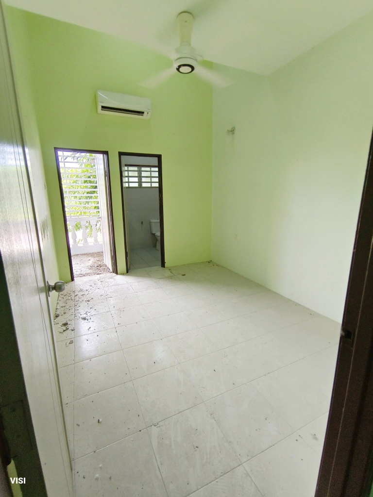Taman Manikavasagam - photo 3