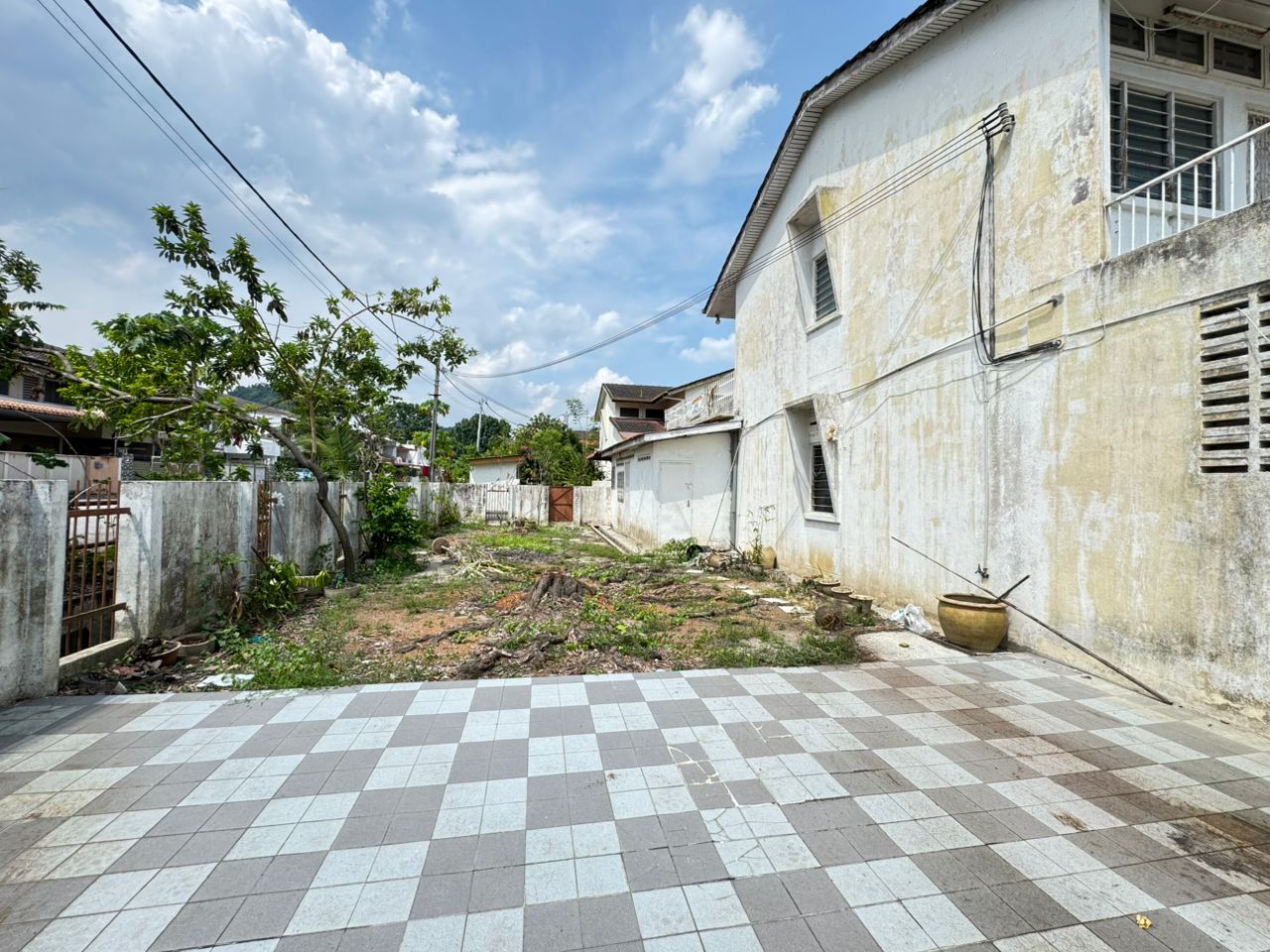 Ipoh Garden South 2sty Corner 598k - photo 2