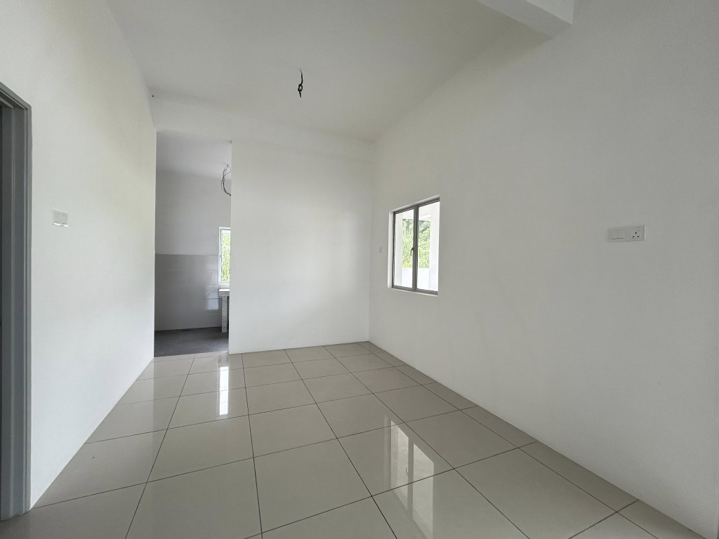 Anjung Bercham Megah 2sty - photo 5