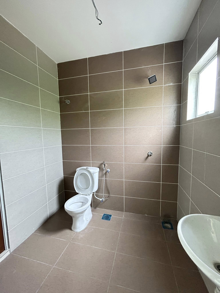 Anjung Bercham Megah 2sty - photo 8