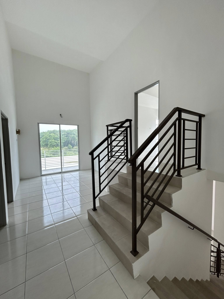 Anjung Bercham Megah 2sty - photo 11