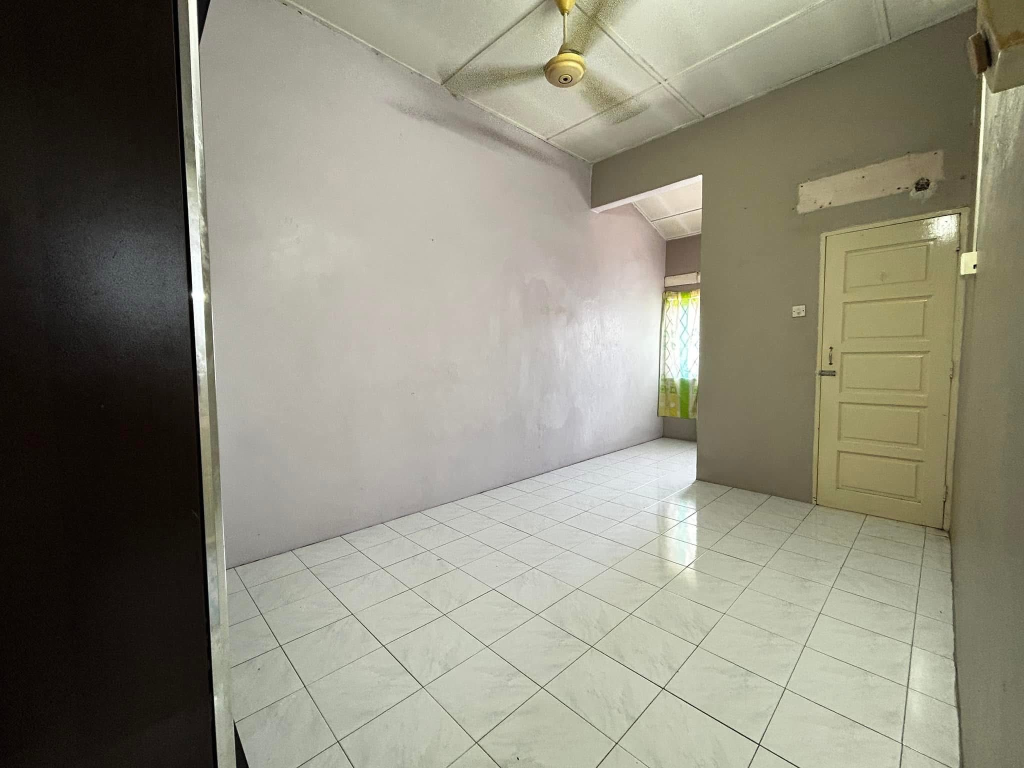 Bercham Tmn Kurau 2sty 350k - photo 11