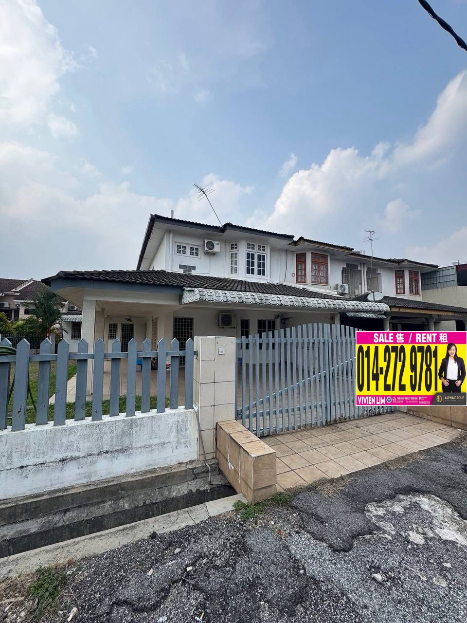 Bercham Megah Int Corner 2sty 568k