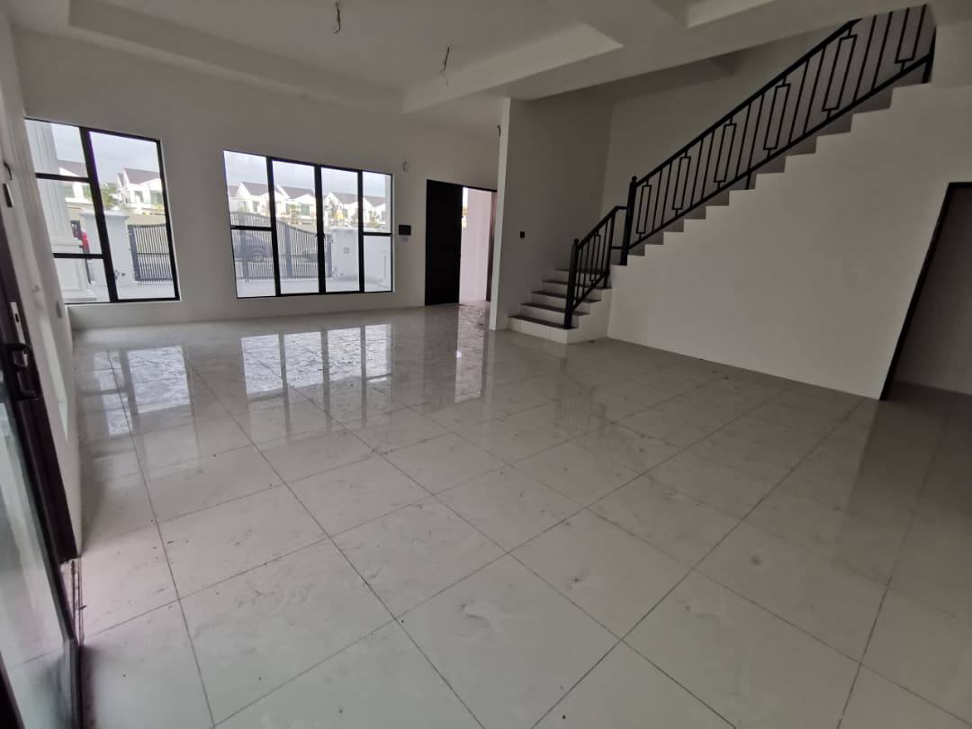 Panorama Lapangan Akasia Semi D 1500 - photo 2