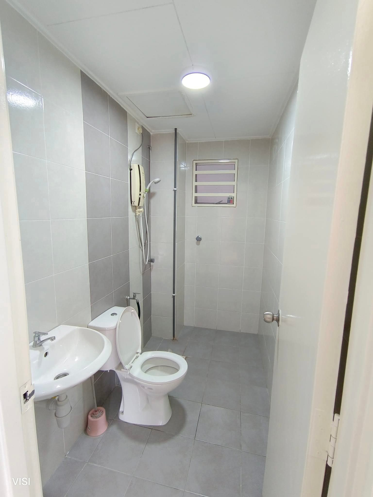 Klebang Casa Residence Block J Mid Floor 850 - photo 9