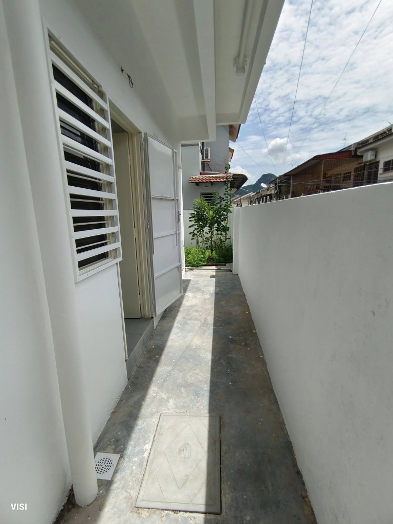 Tambun Tmn Koperasi Int Corner 2sty 620k - photo 13