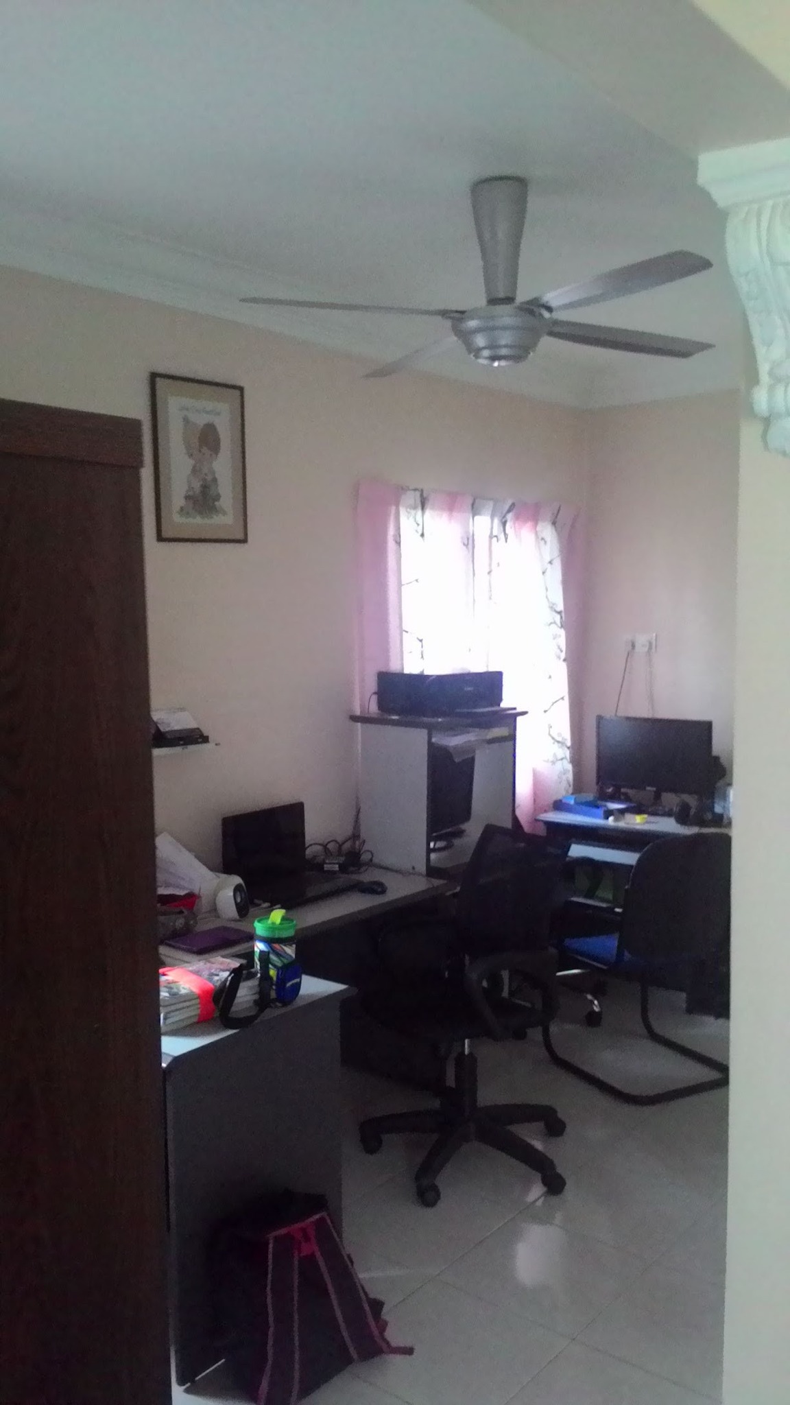 Tmn Rapat Damai 2sty Corner Lot 400k - photo 1