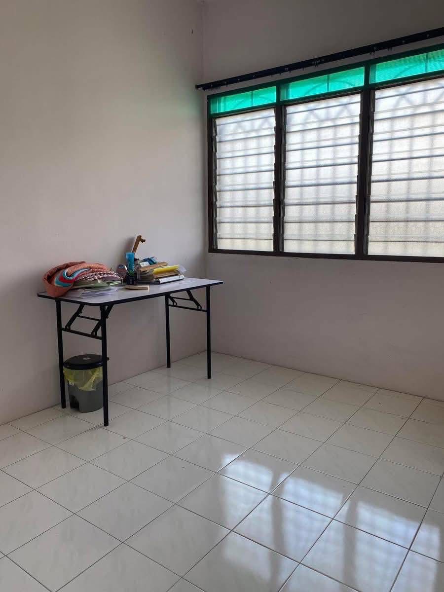 Bercham Selatan 2sty 300k - photo 7