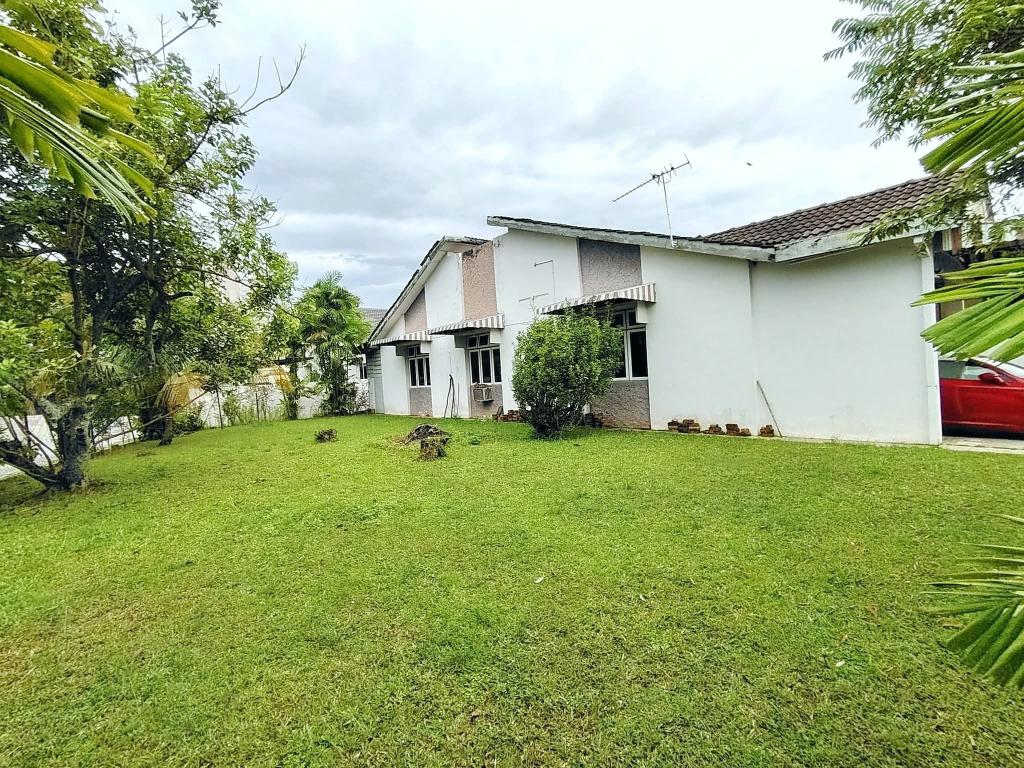 Ipe 1sty Corner 550k - photo 6