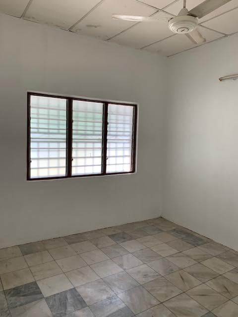 Klebang Restu 1sty 200k - photo 4