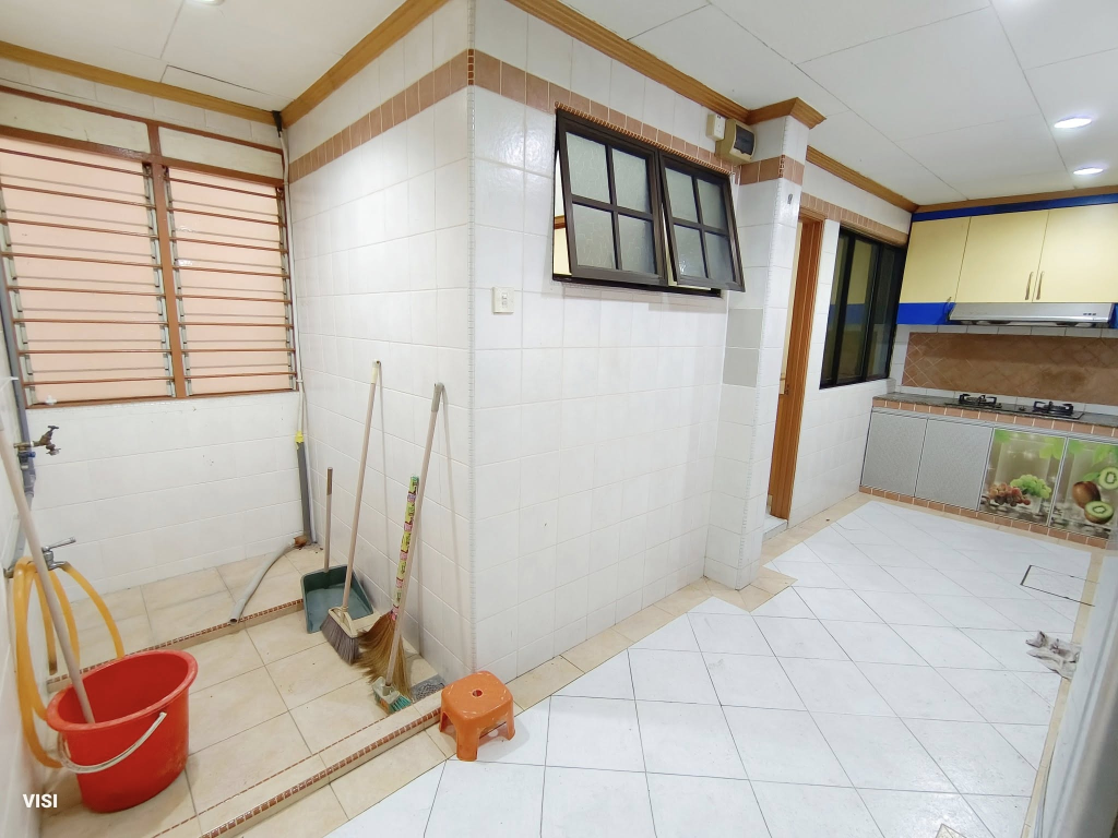 Silibin Tmn Rishah 2sty 389k - photo 9