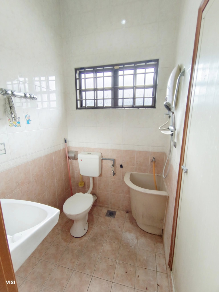 Silibin Tmn Rishah 2sty 389k - photo 13