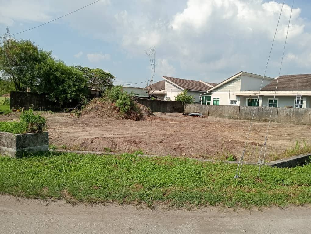 469m2 Residential Land Corner Lot 195824