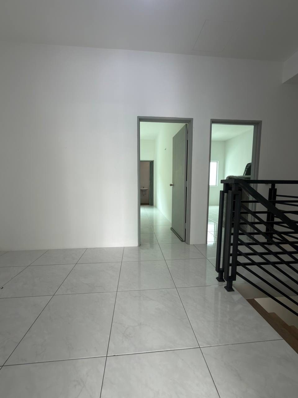 Lahat Mosey Hill 2sty 438k - photo 6
