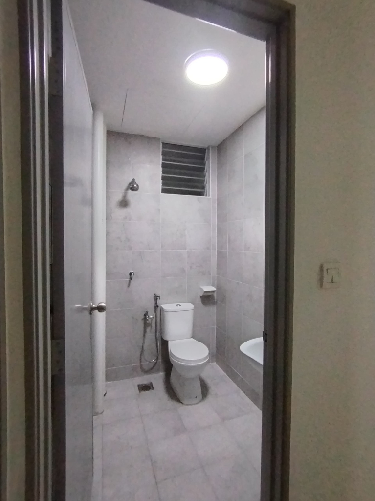 Falim Condo Block B High Floor 900 - photo 5