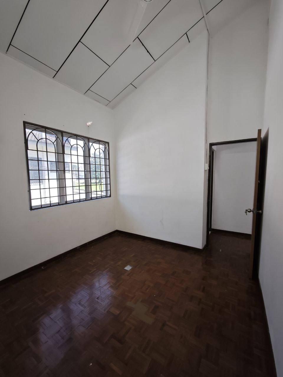 Gunung Rapat 2sty Corner 390k - photo 13