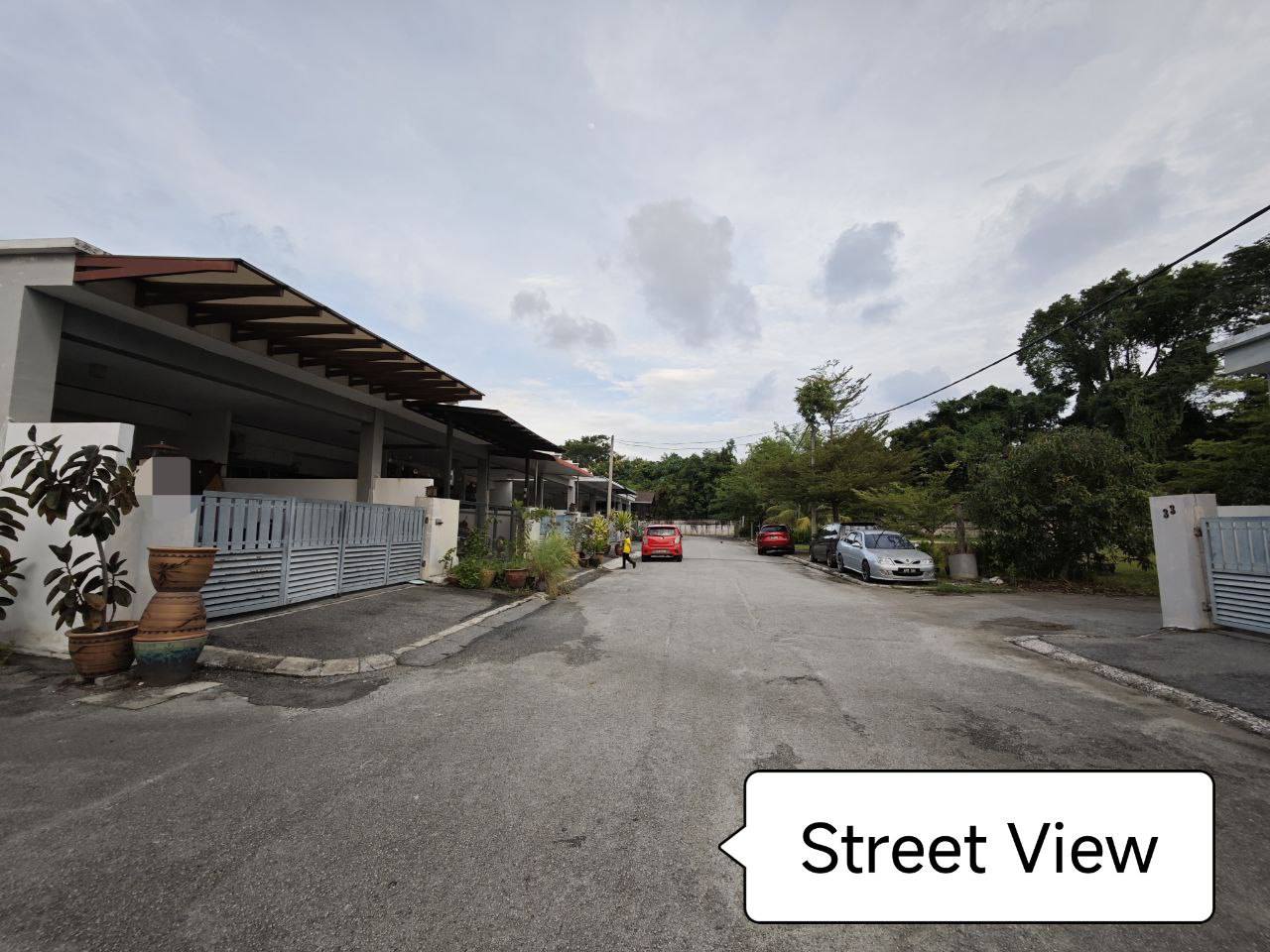 Tmn Lapangan Kiara 1sty End Lot 348k - photo 1
