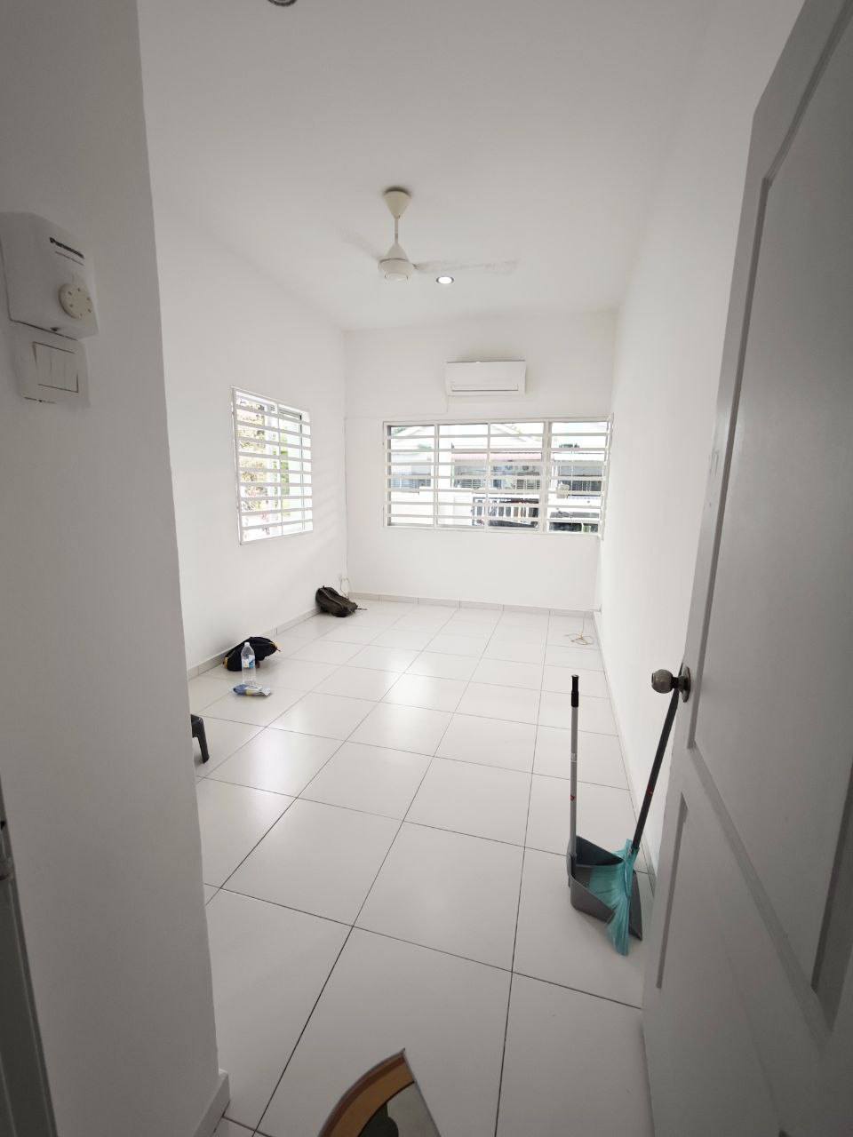 Tmn Lapangan Kiara 1sty End Lot 348k - photo 6