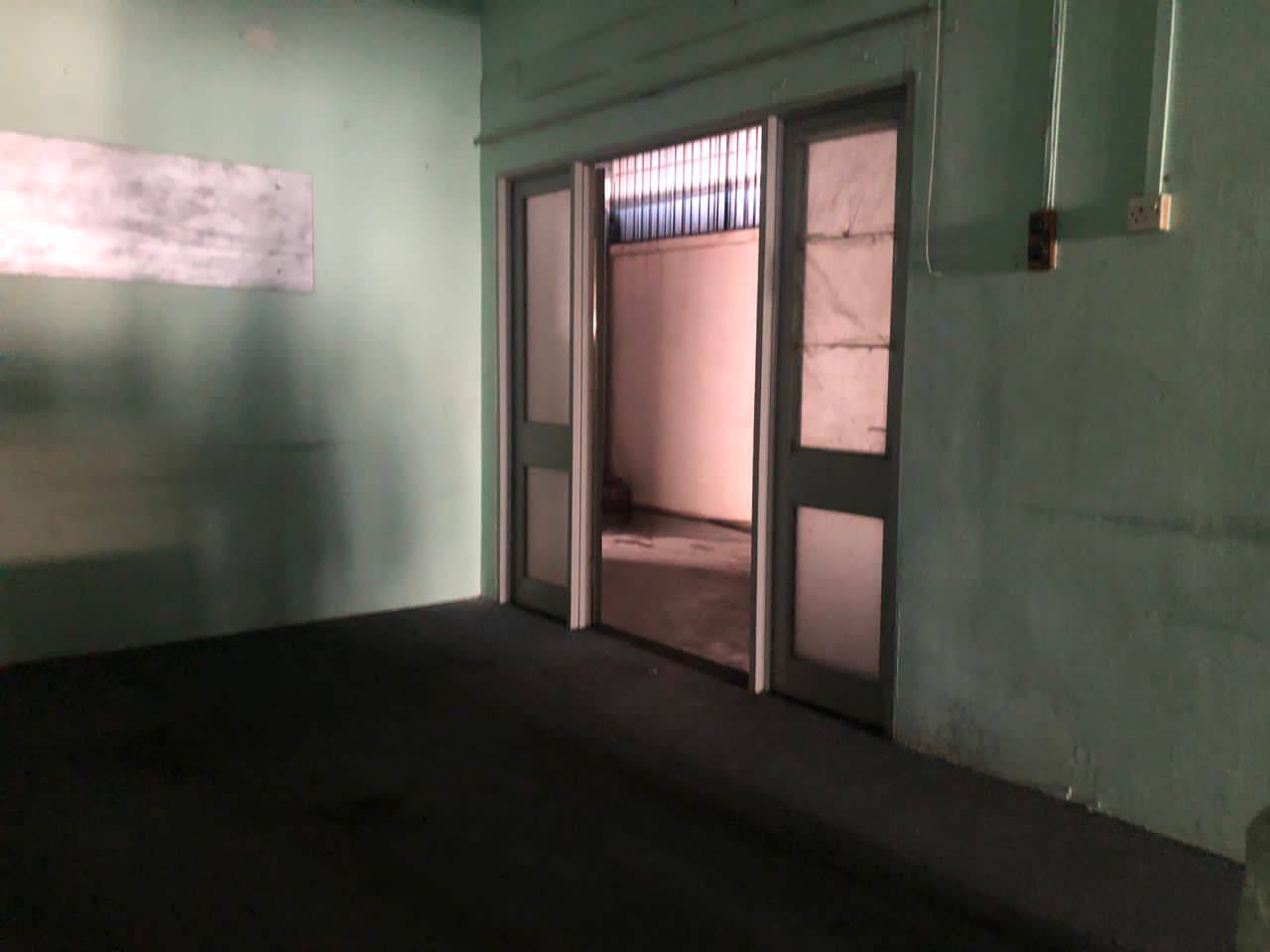 Ips 2sty Shop Lot 1st Floor 1k - photo 2