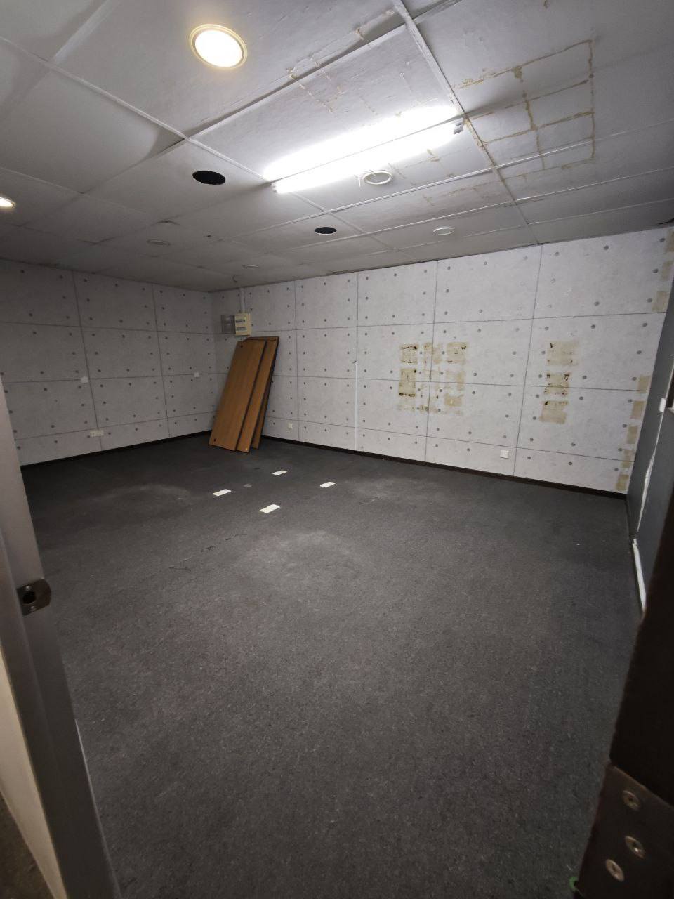 Greentown Square 4th Floor Office 1k - photo 4