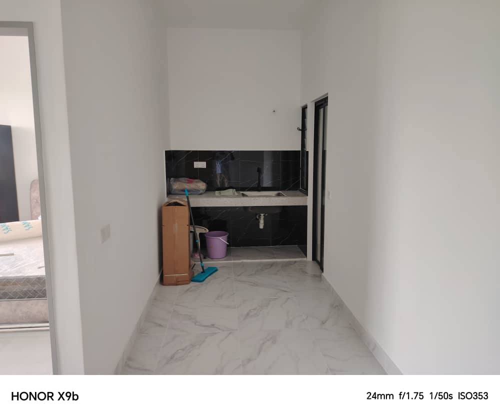 Palazzo Mid Floor Condo 1500 - photo 3