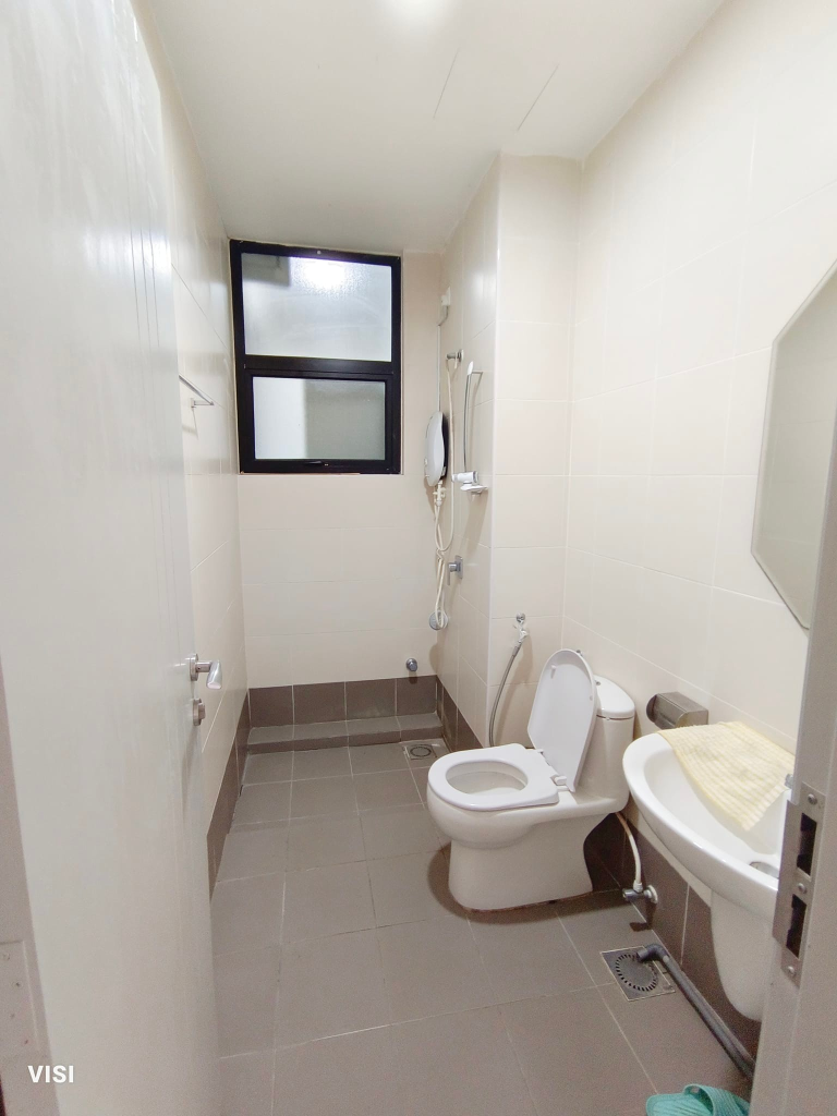 Oasis Condo Mid Floor 1600 - photo 11