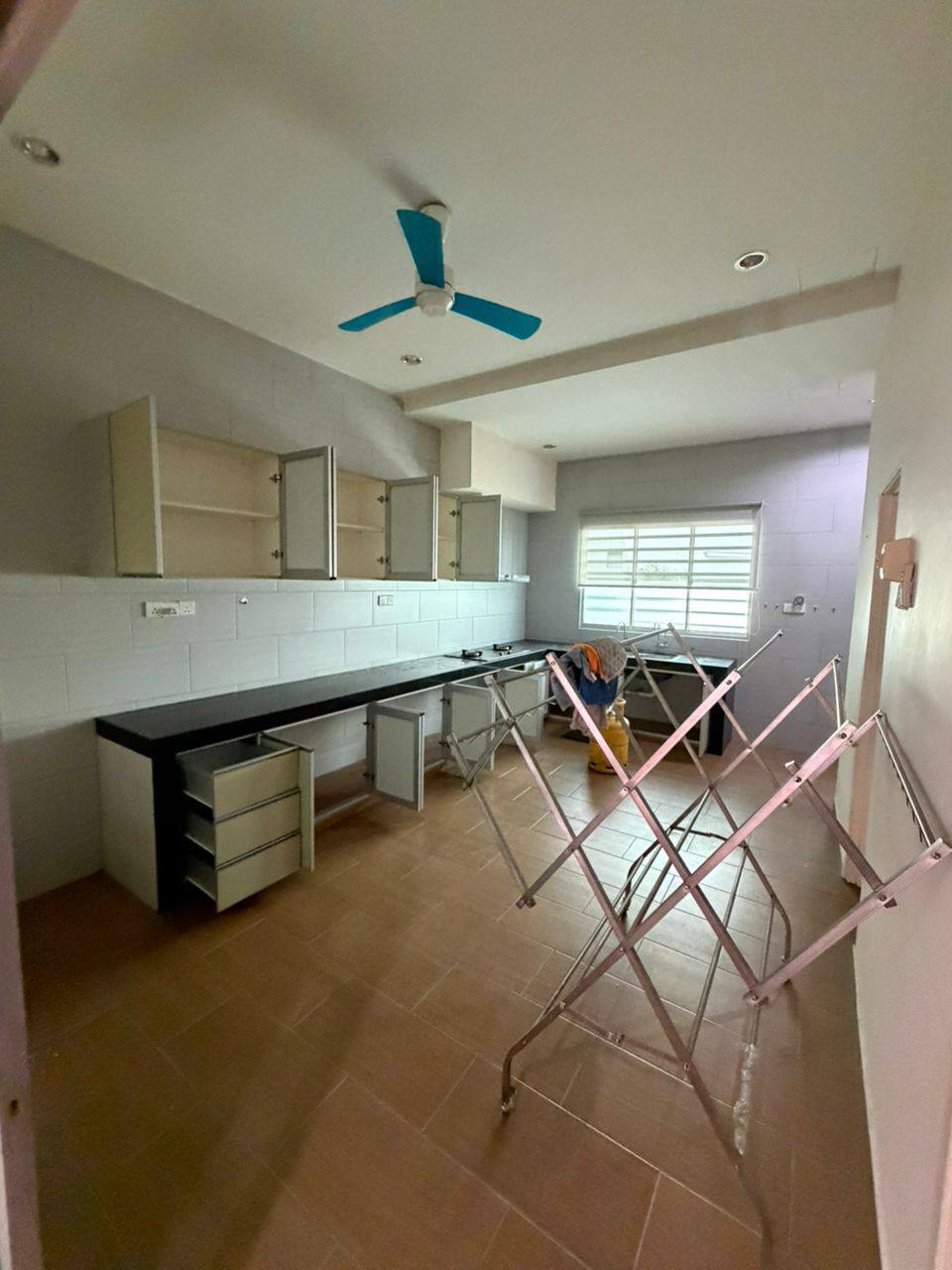Pengkalan Tmn Shatin 2sty 350k - photo 12