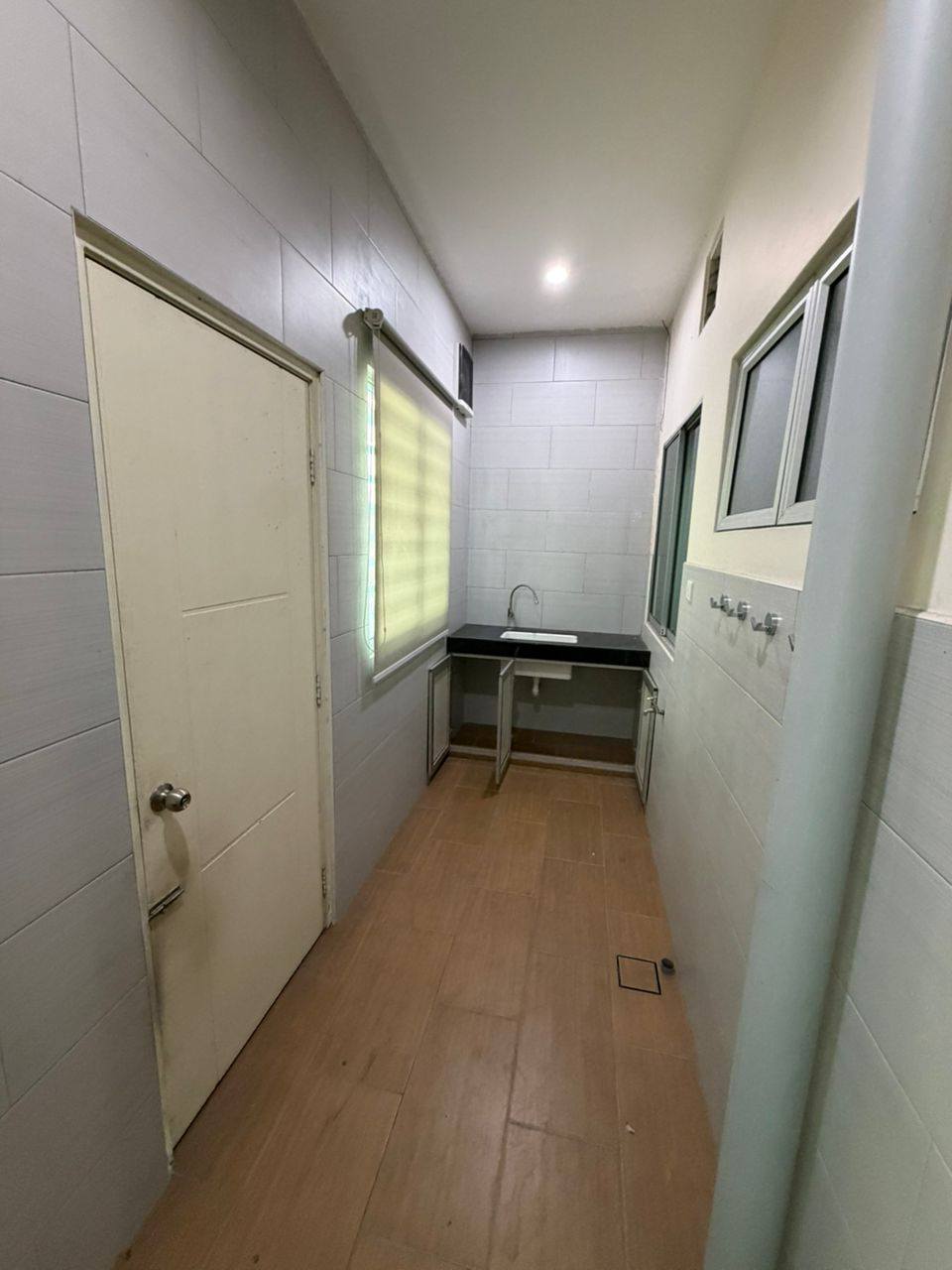 Pengkalan Tmn Shatin 2sty 350k - photo 13