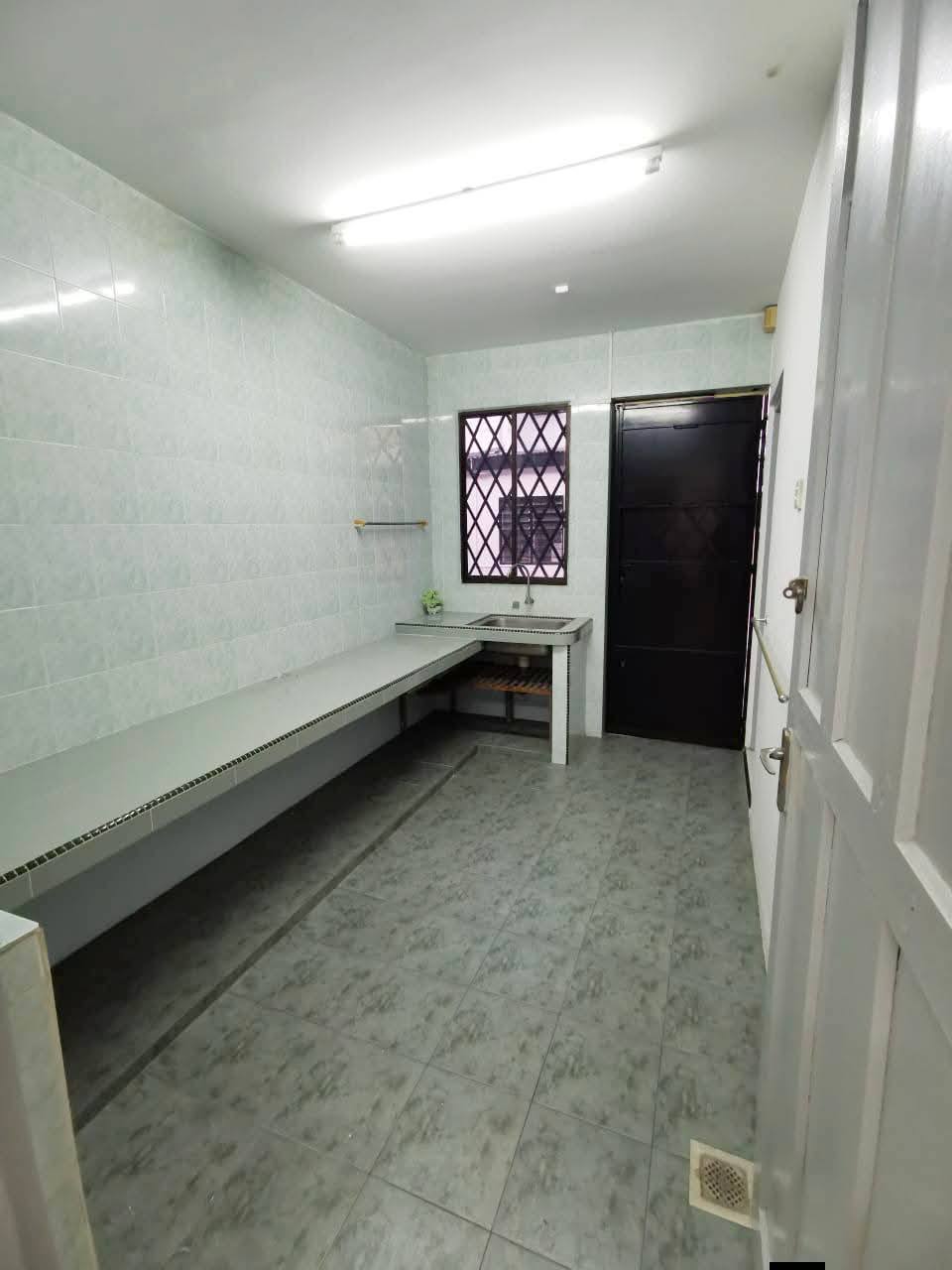 Ipe Tmn Perak 2sty 400k - photo 6