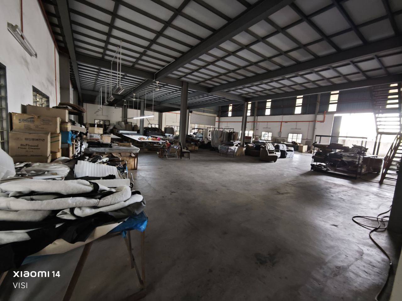 Kanthan Chemor Warehouse 17k - photo 4