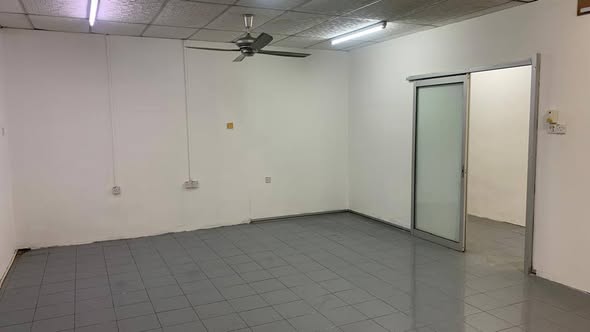 Bercham Jaya 2sty Shop Lot 1500 - photo 4