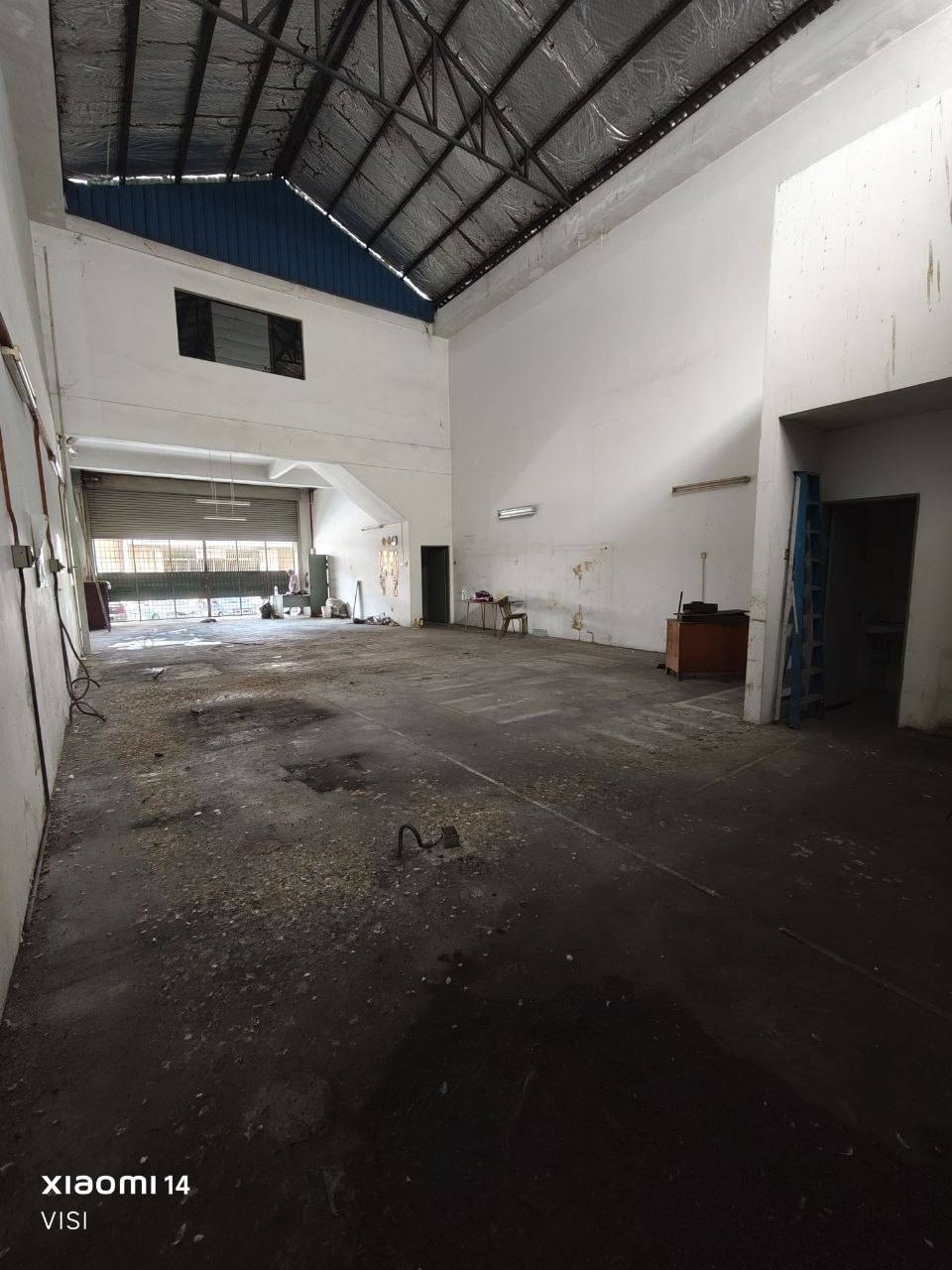 Jln Kuala Kangsar 1halfsty Semi D Factory 1800 - photo 2