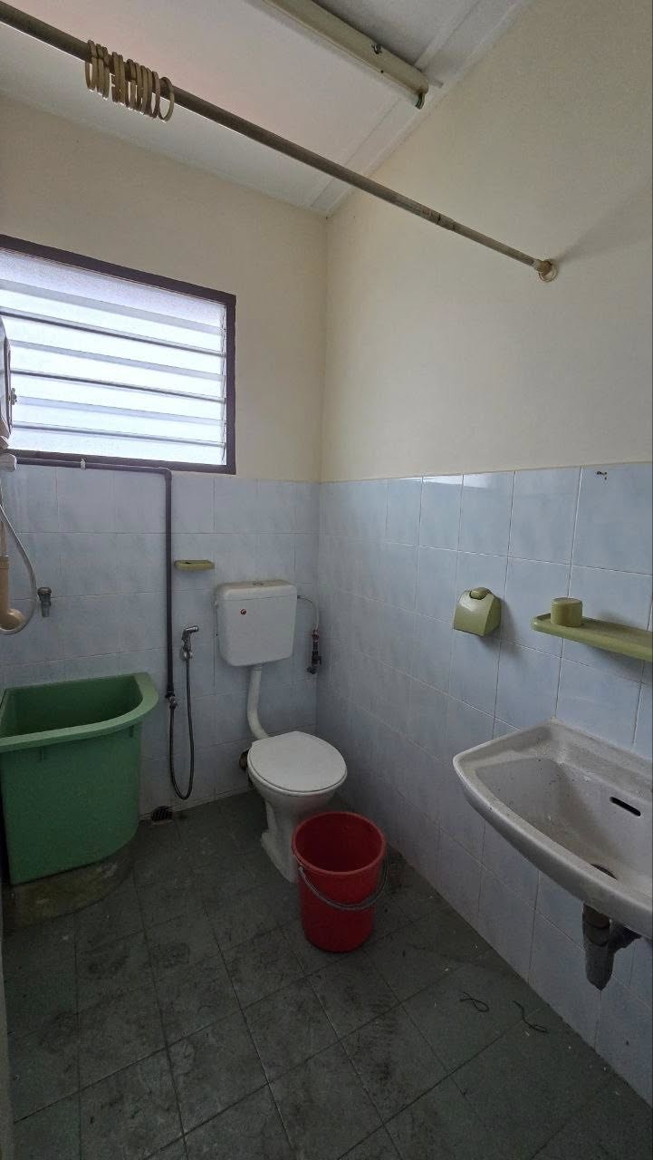 Bercham Timur 2sty 359k - photo 11