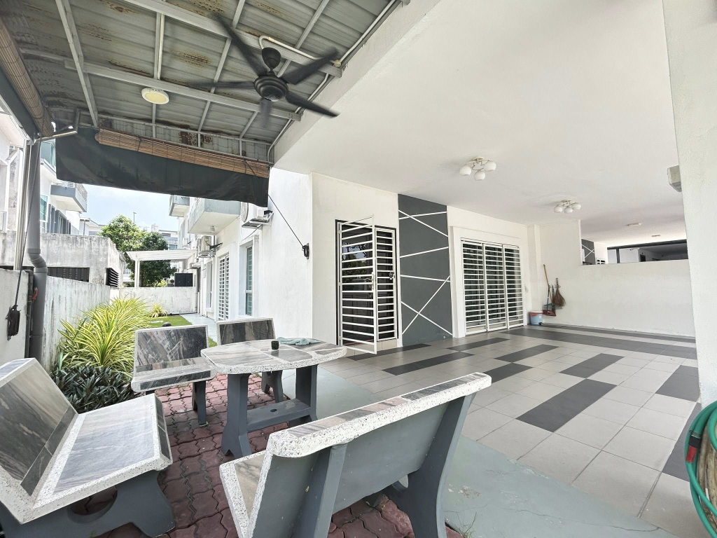Bercham Ridgewood 3sty Semi D 850k - photo 3