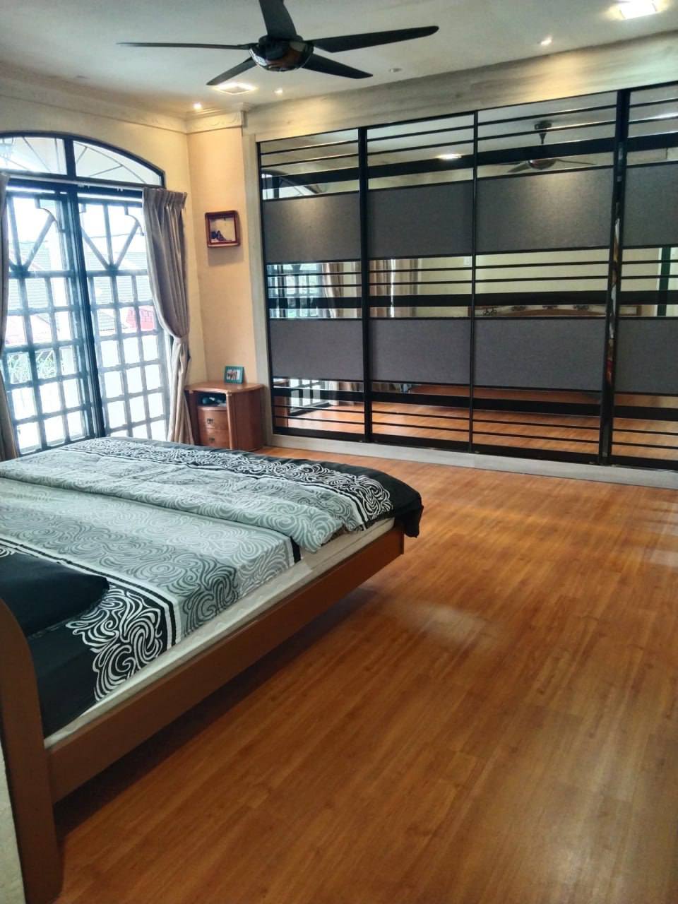 Taman Pertama 2sty 400k - photo 4
