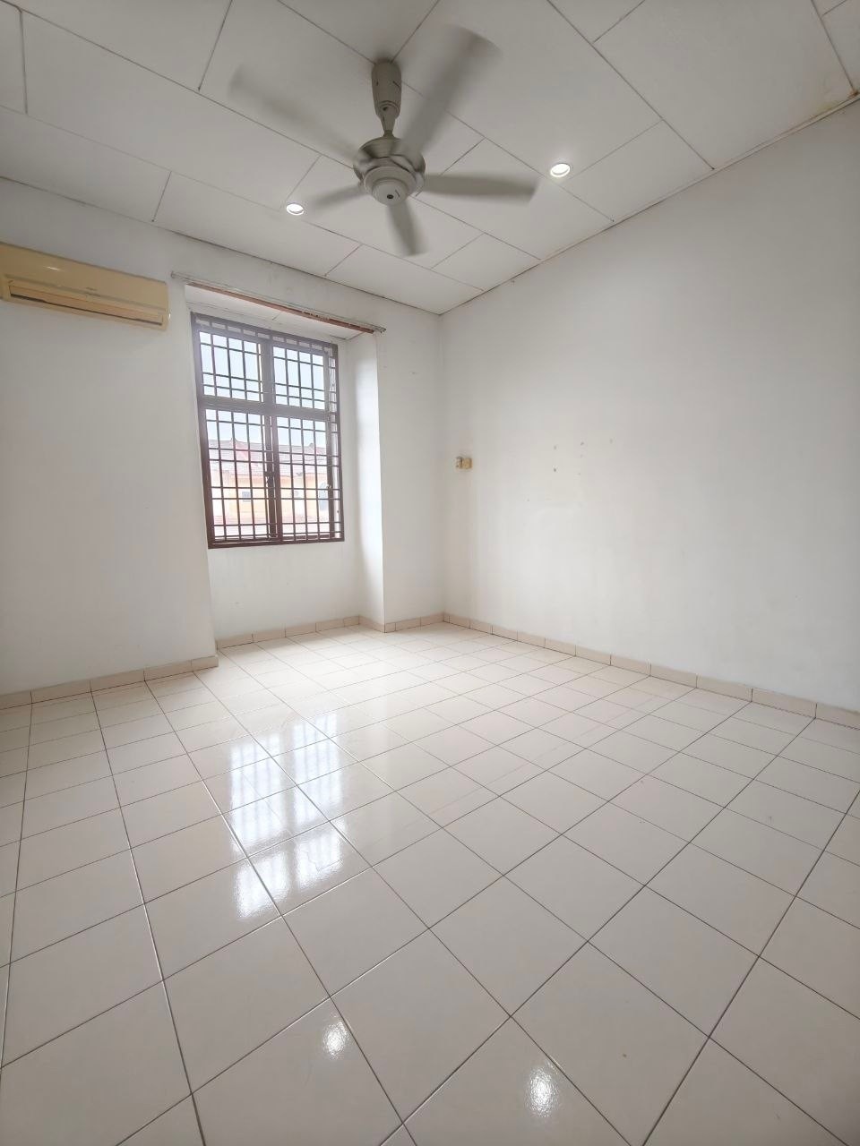 Gunung Lang 2sty 298k - photo 11
