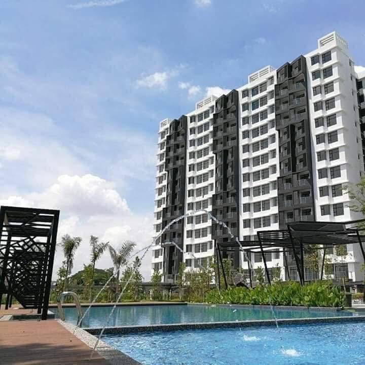 Oasis Condominium High Floor 1500 - photo 3