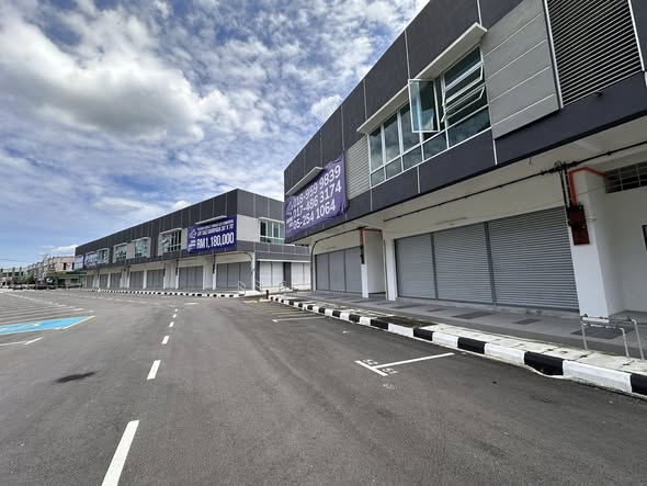 Bercham Prime Commercial Shop Lot 1180k - photo 2