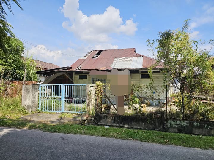 Bungalow Land Menglembu Timur 100k