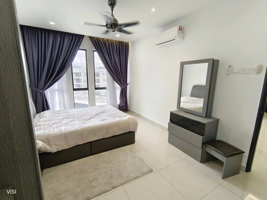 Upper East High Floor 2200 - photo 4